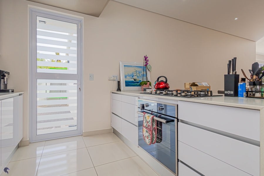 6 Bedroom Property for Sale in Country Club Western Cape